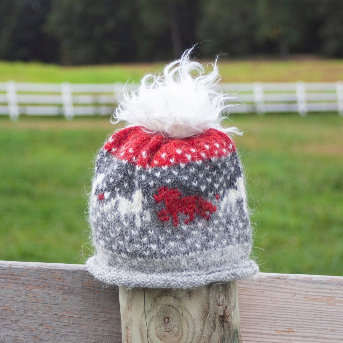 Icelandic wool hat with sheep. Handmade knitwear from Icelandic wool. Hat with sheep's. Wool knitted hat. 2024 Red and grey hat with sheep's.